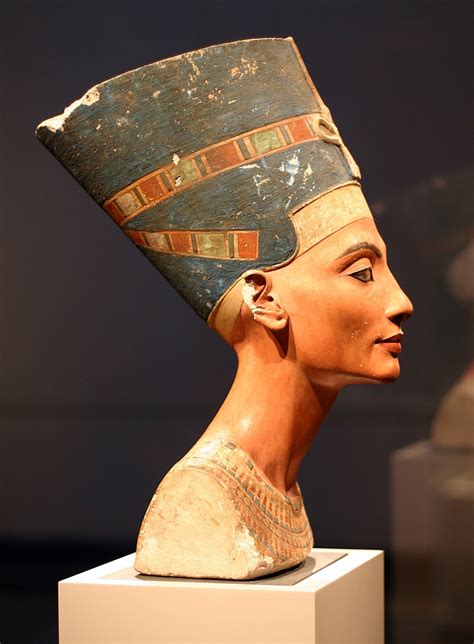 Nefertiti Women