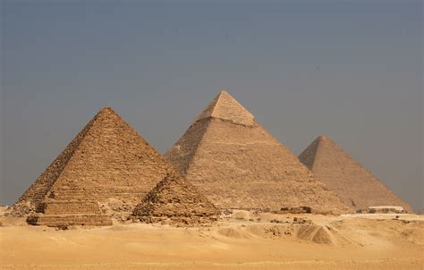 incredible discovery   great pyramid  giza