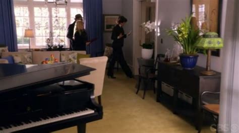 on the good wife alicia florrick revisits her old house
