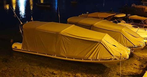boat camping guide  tent  sleep  board yachting news