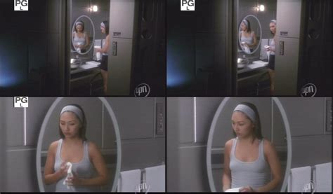 linda park nue dans star trek enterprise