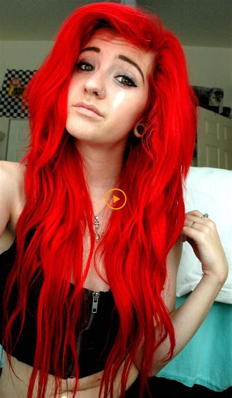 Cheveux Teints En Rouge Vif Red Hair Images Dyed Red Hair Bright