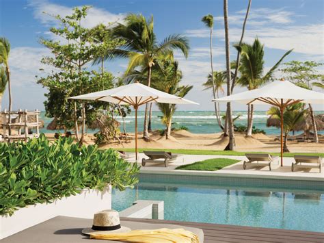 beachfront honeymoon swim  suite excellence club excellence el carmen