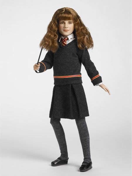 hermione granger small scale harry potter series tonner doll
