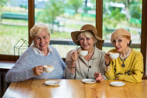 are female friendships the key to happiness in older women