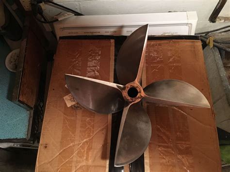pair  props  blade     offshoreonlycom