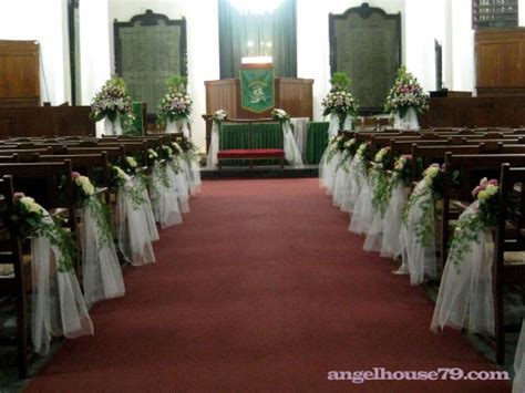 Toko Bunga [Florist]   Dekorasi Wedding di Gereja  