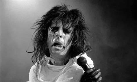 Alice Cooper There Are People I M Pretty Sure Aren T Of This Planet