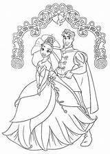 Frog Tiana Naveen Marry Sapo Coloriage Rapunzel Prinzessin Ausmalbilder Princesse Cores Coloringhome Enregistrée sketch template