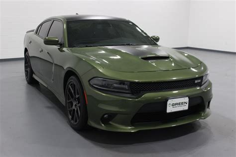 Pre Owned 2018 Dodge Charger R T 4d Sedan In Quad Cities E21135a