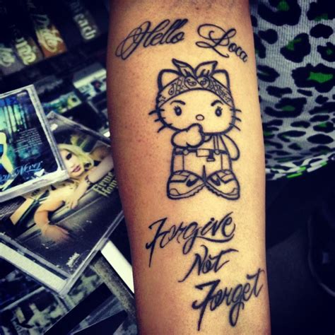 pin de lovecat en little ink by lovecat hello kitty tatuajes dia de