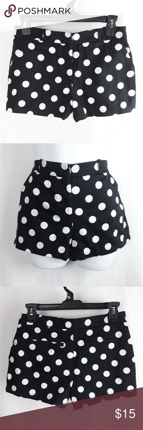 retro mod polka dot short shorts shorts made by forever 21 size small flat lay measurements