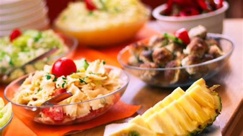 delicious party snack ideas guaranteed    party hit slism