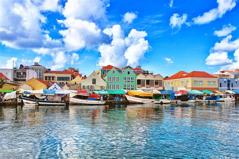reasons  curacao     caribbean vacation lonely planet