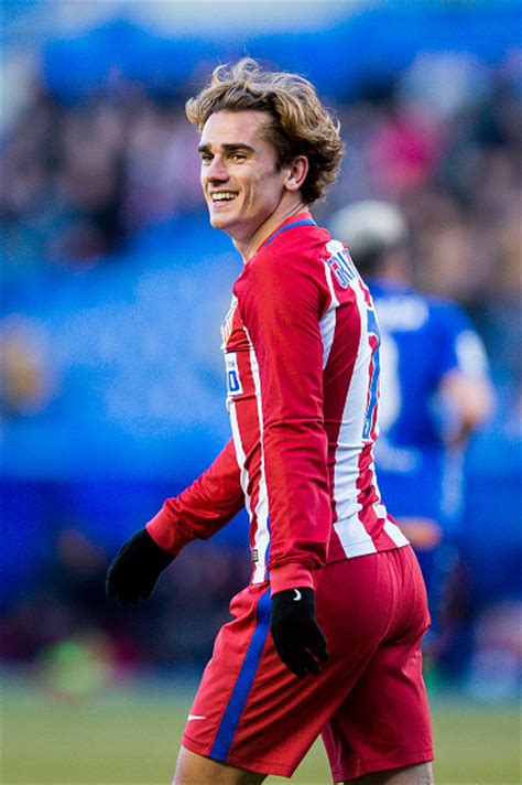 famousmales antoine griezmann