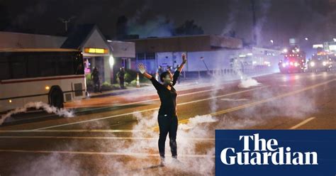 ferguson protests rage despite national guard deployment in pictures