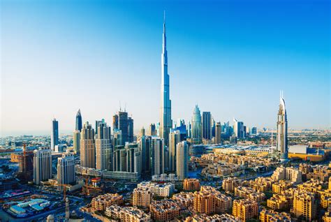 emiratos arabes unidos  pais  fuerte presencia en la escena internacional