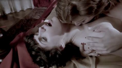 lady gaga and alexandra daddario lesbian sex scene in american horror story