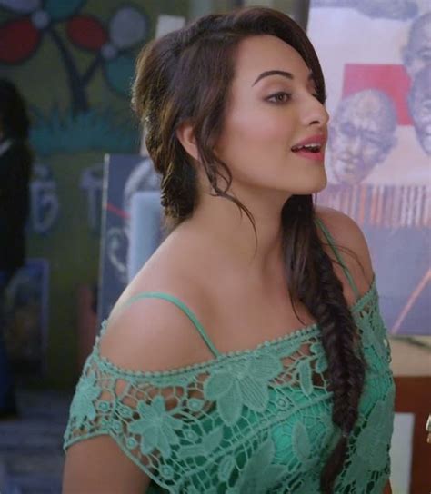 sonakshi sinha 13 hot photo collections tolly cinemaa gallery