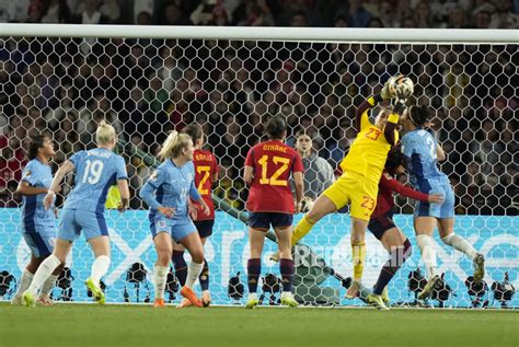spanyol juara piala dunia wanita  republika