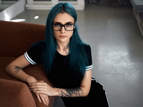 women blue hair dyed hair long hair women with glasses tattoo