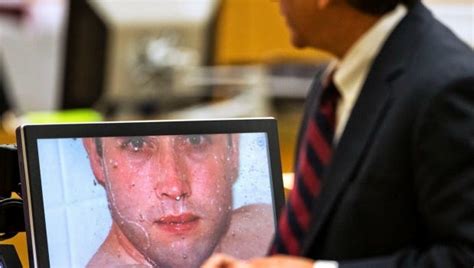 arguments swirl over victim s photo in arias trial