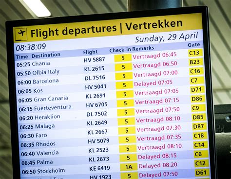 europese vluchten meer vertraging  vorig jaar