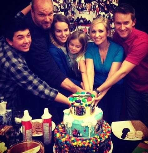 Mia Talerico Leigh Allyn Baker Eric Allan Kramer Bridgit Mendler