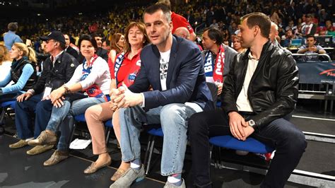 Mikhail Prokhorov Announces Agreement To Sell Remaining Stakes In Nets
