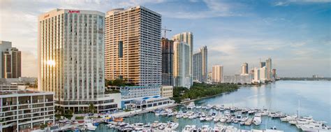 hotels au centre ville de miami hotel dans la baie de biscayne au