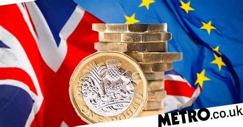uk heading  brexit induced recession  fears grow   deal metro news