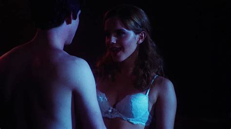 nude video celebs emma watson sexy the perks of being a wallflower 2012
