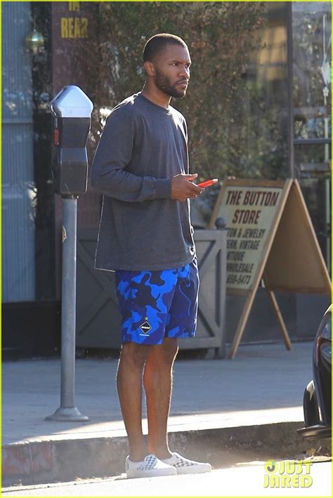 Photo Frank Ocean Enjoys A Solo Outing In La 03 Photo 3956835 Just