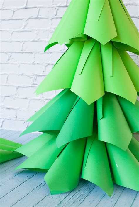 giant ombre paper cone christmas trees  diy tutorial