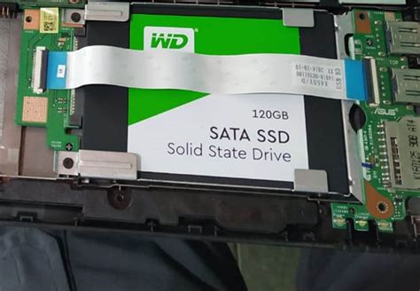memasang ssd  hard disk hdd   satu laptop imajiner amatir