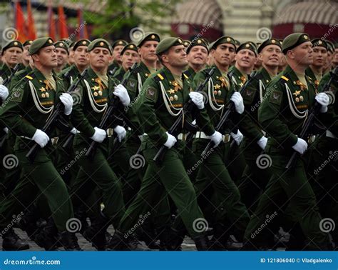 servicemen    separate railway brigade   dress rehearsal   parade  red