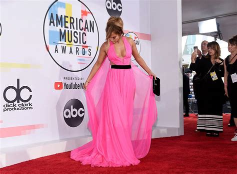 Jennifer Lopez Cleavage At American Music Awards Scandal Planet