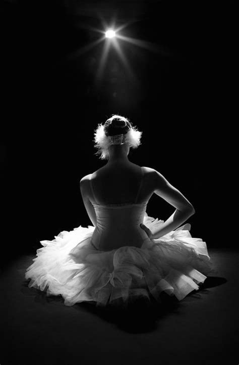 ballerina ballet black and white dance photography image 251008