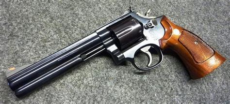 smith and wesson model 586 no dash distinguished combat revolver greetings a gun values board