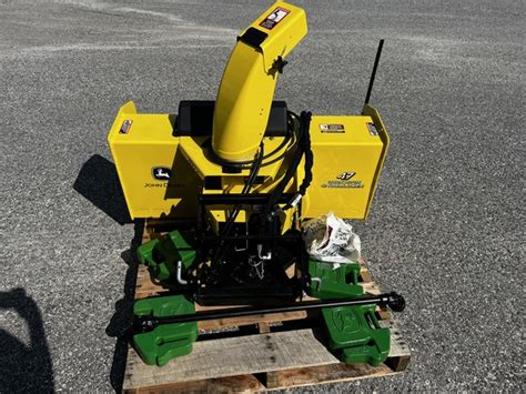 john deere  quick hitch snowblower snow blowers  lawn garden tractors machinefinder