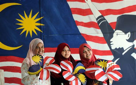 bahang sambutan hari kebangsaan 2016 di seluruh malaysia foto astro awani