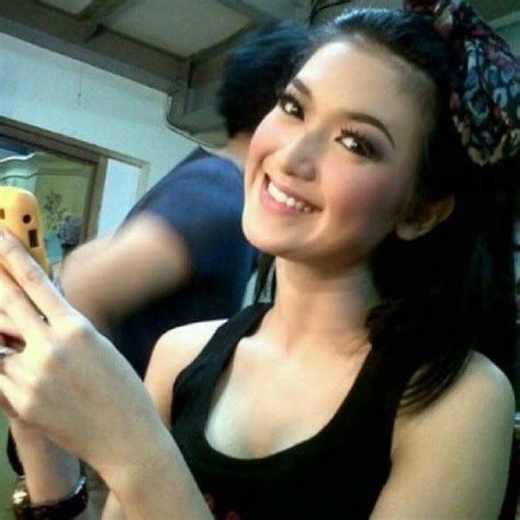 koleksi foto foto cantik sylvia fully terbaru best entertainment