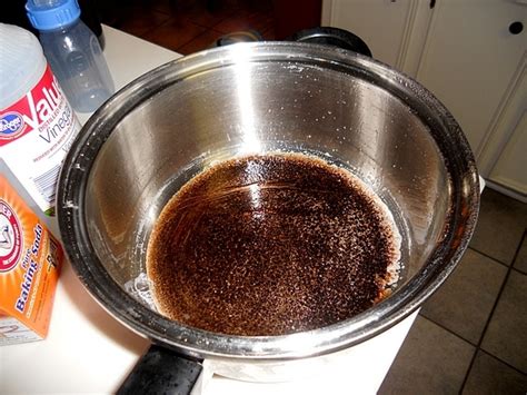cleaning  baking soda vinegar saved  burnt pots  simple parent