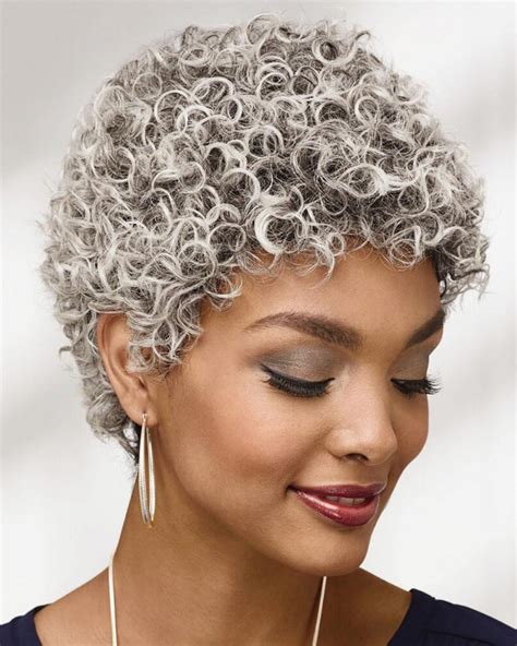 fashion cropped wig  short loose curls  design short wigs capless wigs grey wigs