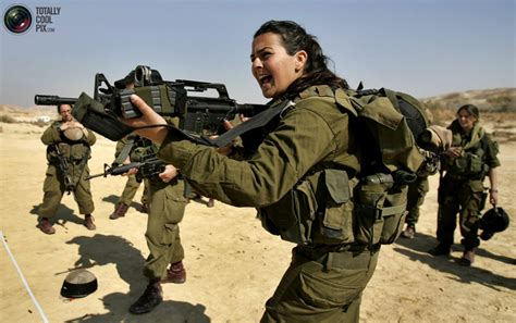 israeli women army in military training 01 women army