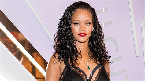 Rihanna Models Savage X Fenty Lingerie New Line See Photo Hollywood Life