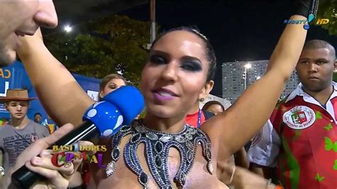 mulher melão nos bastidores do carnaval 2014 na rede tv