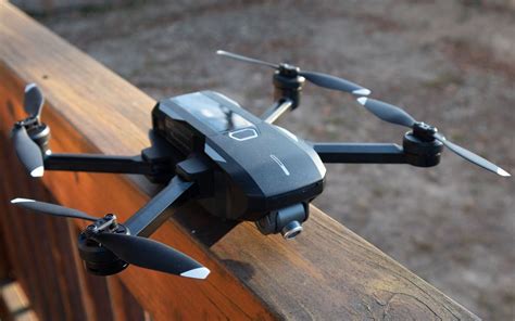 yuneec mantis  drone review voice controls arent  toms guide