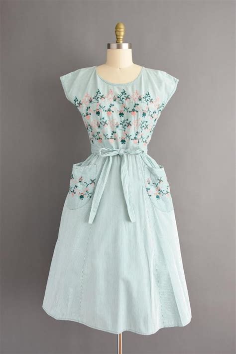 1950s Dress Swirl Cotton Green Pinstripe Print Wrap Full Skirt Dress