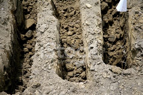 trenching stock photo royalty  freeimages
